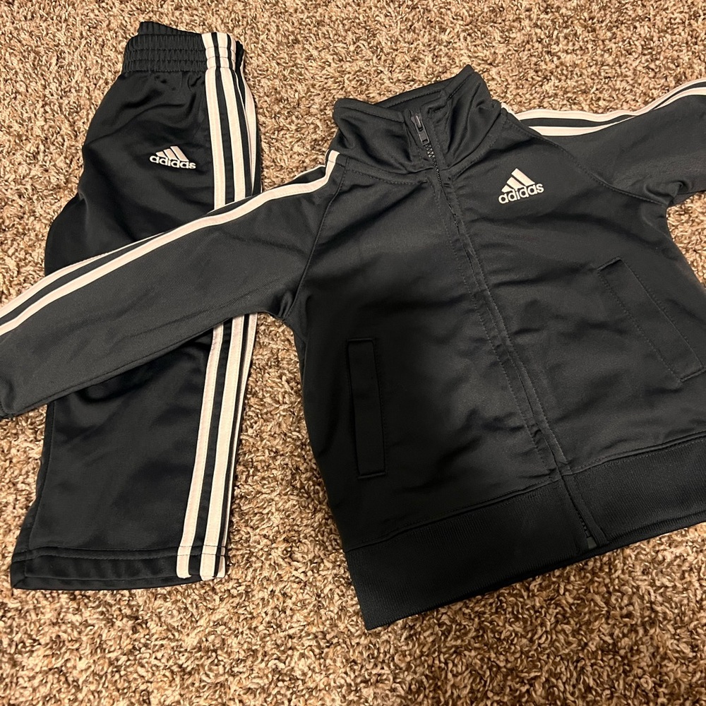 18M Adidas Boy 2 apiece Aet Jumpsuit Gender Neutral Gray 18 Months Baby/Toddler